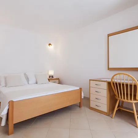 By The Sea Lumbarda, Korcula - 10049 Apartment *