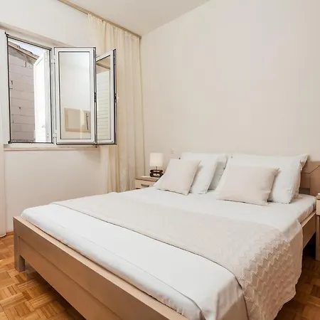 Apartment By The Sea Lumbarda, Korcula - 10049 *