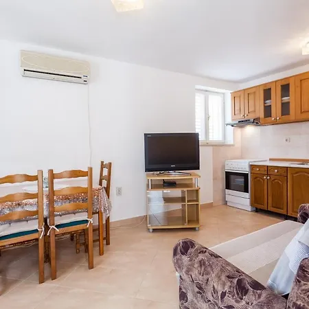 By The Sea Lumbarda, Korcula - 10049 Apartment *